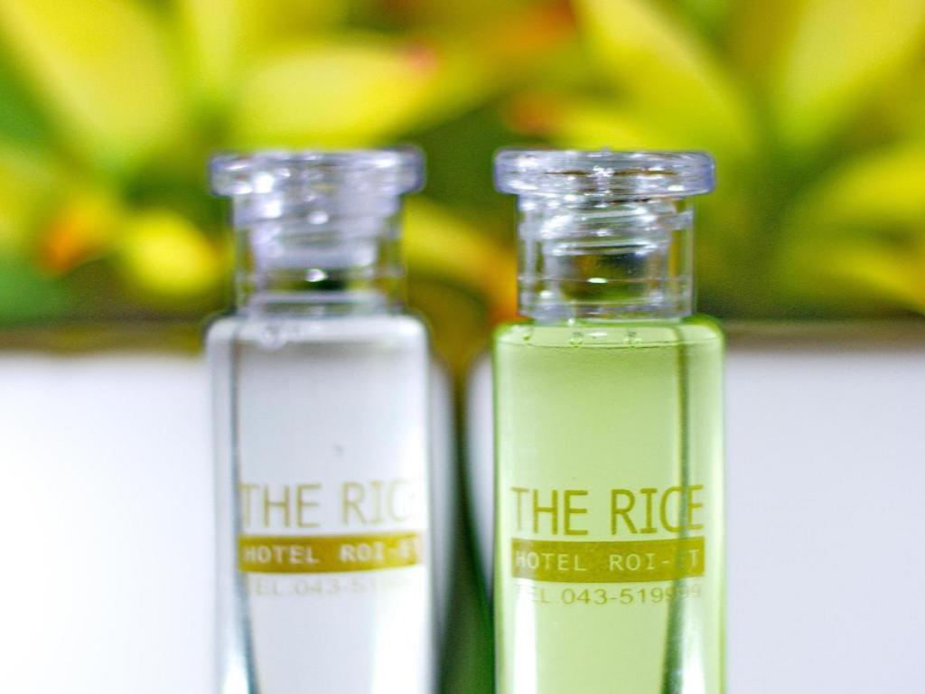 The Rice Hotel Roi Et Buitenkant foto