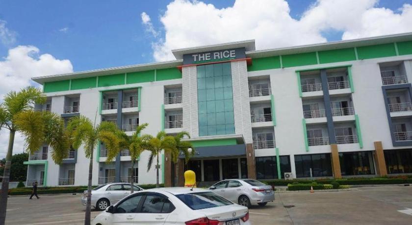 The Rice Hotel Roi Et Buitenkant foto